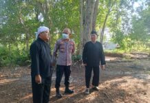 Jelang HUT RI ke-81, Kapolsek Ciawigebang Hadiri Tradisi Nyekar Kabuyutan Rambut Sindang di Desa Suganangan