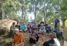 Perkuat Sinergitas, Bhabinkamtibmas dan Babinsa Desa Suganangan Bersama Warga Gelar Doa Bersama Jelang HUT ke-81 Kemerdekaan RI
