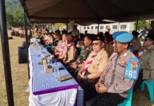 Kanit Propam Polsek Ciwaru Hadiri Upacara Hari Pramuka di Lapangan Desa Ciwaru