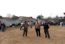 Anggota Polsek Ciawigebang dan Koramil Ciawigebang Bersinergi Amankan Laga Bupati Cup 2026