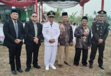 Semarak HUT ke-81 Kemerdekaan RI, Kapolsek Ciawigebang Ikuti Upacara Tingkat Kecamatan Cipicung