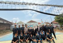 Semarak HUT ke-81 Kemerdekaan RI di Dusun Manis, Bhabinkamtibmas Desa Kapandayan Hadir Monitoring Perlombaan