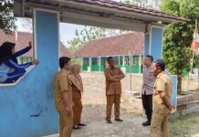 Bhabinkamtibmas Polsek Ciwaru Sambang dan Jalin Komunikasi dengan Warga Sekolah