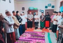 Wujud Kepedulian, Bhabinkamtibmas Desa Kapandayan Hadiri Tahlilan Hari Ke-7 Warga Binaan