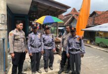 ‘Anggota Patroli Polsek Cibingbin Laksanakan Patroli Dialogis Antisipasi C3, Demi menjaga Kondusifitas diwilayah hukum Polsek Cibingbin’