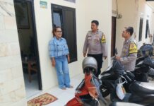 Penjaga Kedamaian Griya Peaten, Bhabinkamtibmas Polsek Mandirancan Pastikan Kompleks Perumahan Steril dari Kejahatan dan Bahaya Api Kemarau