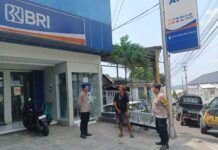 Amankan Aset Nasabah, Patroli Sambang Obvit Polsek Mandirancan Sisir Ketat Mesin ATM Bank BRI Unit Mandirancan