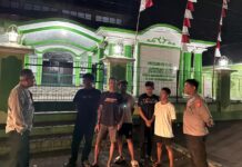 Ciptakan Rasa Aman Warga, Unit SPKT 2 Polsek Mandirancan Sisir Jalur Rawan dan Penertiban Nongkrong Malam