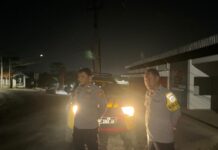 Hadirkan Rasa Aman Saat Warga Tertidur, Unit SPKT 2 Polsek Mandirancan Sambangi Pemukiman Desa Salakadomas