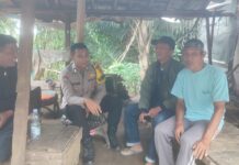 Bangun Komunikasi Aktif, Bhabinkamtibmas Polsek Mandirancan Ajak Warga Desa Nanggerangjaya Jaga Kondusivitas