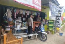 Anggota Polsek Kramatmulya Melaksanakan patroli Siang antisipasi terjadinya Gangguan Kamtibmas dan tindak kriminalitas Sambangi Warga Desa Karangmangu