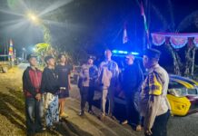 Patroli KRYD Polsek Pancalang Sasar Warga Desa Kahiyangan, Sampaikan Himbauan Kamtibmas dan Antisipasi C3 Demi Menjaga Situasi Tetap Kondusif