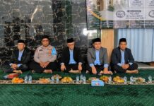 Meneguhkan Risalah Kenabian, Kanit Propam Polsek Mandirancan Hadiri Pelantikan Pengurus BKMM-DMI Mandirancan