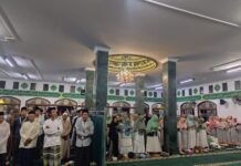 Hadiri Peringatan Maulid Nabi 1448 H, Bhabinkamtibmas Polsek Cilimus Kawal Pengamanan 400 Jemaah di Desa Kaliaren