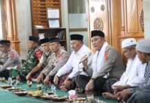 Serap Aspirasi dan Dorong Peran Pemuda, Kapolres Kuningan Gelar Jumat Curhat di Dusun Palutungan Cisantana