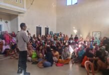 Kanit Binmas Polsek Cidahu Laksanakan Binluh kepada Warga Desa Datar Kecamatan Cidahu Kabupaten Kuningan