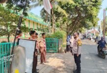 Pastikan Aman dan Lancar, Anggota Polsek Ciawigebang Amankan Grand Launching IAI Al-Ikhlas Kuningan