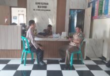 Bhabinkamtibmas Desa Jatimulya Kec. Cidahu Kab. Kuningan Hadiri Maulid Nabi