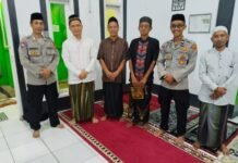Bhabinkamtibmas Desa Jatimulya Kec. Cidahu Kab. Kuningan Hadiri Maulid Nabi