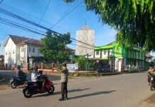 Pelaksanaan Anggota Polsek Cidahu Rutinitas Melaksanakan Giat PH Pagi di Persimpangan Cidahu