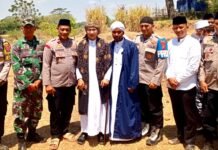Kapolsek Pancalang Hadir dan Laksanakan Pengamanan Peringatan Maulid Nabi Muhammad SAW dan Haul Syekh Abdullah Al Jawi di Pondok Pesantren An Nur Caruban Tarikolot