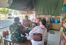 Bhabinkamtibmas dan Babinsa Desa Kapandayan Jalin Koordinasi Cegah Karhutla dengan Perangkat Desa