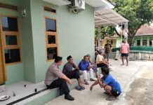 Bhabinkamtibmas Polsek Ciawigebang Ajak Warga Desa Kapandayan Bersama-sama Cegah Karhutla