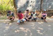Brigadir Dendi Sambangi Warga Desa Danalampah, Sampaikan Himbauan Kamtibmas dan Antisipasi Kebakaran Akibat Pembakaran Sampah, Lahan, serta Hutan Sembarangan
