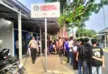 Jaga Kamtibmas, Polsek Ciawigebang Amankan Nobar Persija vs Persib di Coffee Koka