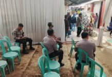 Cegah Gangguan Kamtibmas, Bhabinkamtibmas Polsek Ciawigebang Bersama Pol PP Amankan Hajatan Warga Desa Pamijahan