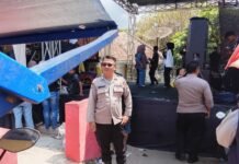 Bhabinkamtibmas Polsek Ciawigebang Bersama Pol PP Amankan Hiburan Organ Dangdut di Desa Pamijahan