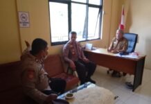 Kapolsek Ciwaru Sambangi Kantor Desa Karangbaru, Perkuat Sinergi dan Kamtibmas