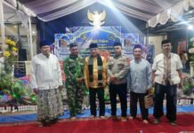 Aipda A. Aziz dan Sertu Junjun Hadiri Peringatan Maulid Nabi di Masjid Desa Cidahu
