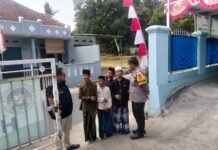 Bimbingan dan penyuluhan Patroli Polsek Cidahu dengan santri santri Desa Kalimanggikulon