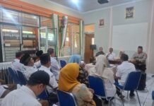 PS. Panit 2 Samapta Polsek Ciawigebang Hadiri Loka Karya Mini Lintas Sektor Ketiga UPTD Puskesmas Cipicung