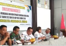 Hadiri Musrenbangdes, Bhabinkamtibmas Desa Kapandayan Perkuat Sinergi dengan Pemerintah Desa
