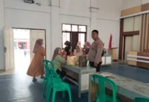 POLSEK LURAGUNG MELAKSANAKAN PATROLI MEMBERIKAN HIMBAUAN AGAR TETAP JAGA KEAMANAN