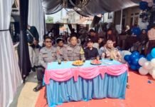 Ciptakan Suasana Kondusif, Bhabinkamtibmas Polsek Ciawigebang Hadir dalam Pengamanan Hiburan Organ Dangdut di Desa Salareuma