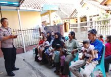 Bhabinkamtibmas Desa Kapandayan Monitoring Posyandu di Dusun Wage Desa Kapandayan