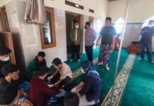 Pasca Sakit Massal, UPTD Puskesmas Pancalang Lakukan Screening Kesehatan terhadap Puluhan Santri Pondok Pesantren Manbaul Ulum Silebu, Kapolsek Pancalang Bersama Unsur Forkopimcam Pantau Langsung Kondisi Santri