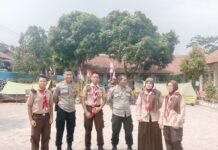 Patroli Polsek Pancalang Monitoring Perkemahan Pramuka Penggalang SDN Sumbakeling Sekaligus Sampaikan Pesan Kamtibmas