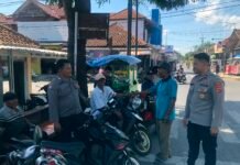 ‘Anggota Patroli Polsek Cibingbin Laksanakan Patroli Dialogis Antisipasi C3, Demi menjaga Kondusifitas diwilayah hukum Polsek Cibingbin’