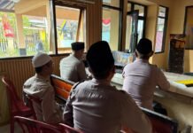 Merajut Keimanan dan Tugas: Personel Polsek Mandirancan Ikuti Zoom Maulid Nabi Muhammad SAW