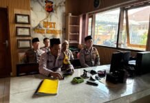 Memetik Keteladanan Rasulullah: Anggota Polsek Mandirancan Khidmat Ikuti Zoom Maulid Nabi Muhammad SAW