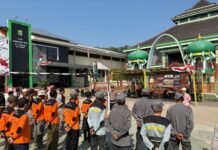 Sinergi Penjaga Benteng Hijau, Polsek Mandirancan Gelar Apel Siaga Tanggap Bencana Karhutla Bersama MPA Desa Seda