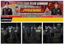 Polsek Kramatmulya Melaksanakan Patroli Dialogis Bangun Kesadaran Kolektif Warga dalam Menjaga Kamtibmas di Wilayah Desa Cilaja