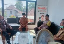 Jaga Kondusivitas Desa, Plt. Kapolsek Mandirancan Silaturahmi Kamtibmas Bersama Kades Randobawagirang