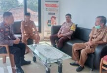 Perkuat Sinergi Harkamtibmas di Desa, Plt. Kapolsek Mandirancan Gelar Silaturahmi Bersama Kepala Desa Randobawagirang