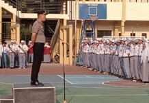 Sentuhan Edukatif Polri, Plt. Kapolsek Mandirancan Pimpin Upacara dan Beri Amanat Kedisiplinan di SMAN 1 Mandirancan