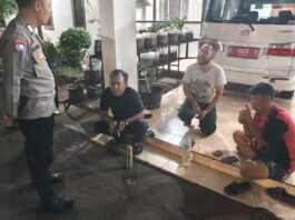 Perjalanan malam, Polsek Kadugede Intensifkan Patroli Malam Hari Cegah Kejahatan